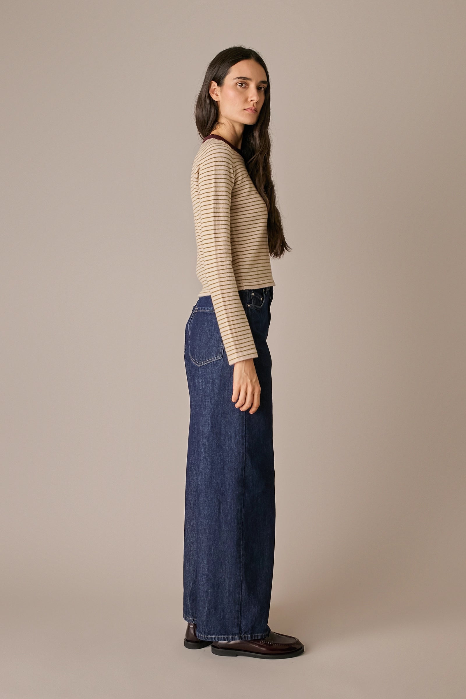 maglia cropped a righe in lana e cashmere cipria - oliva