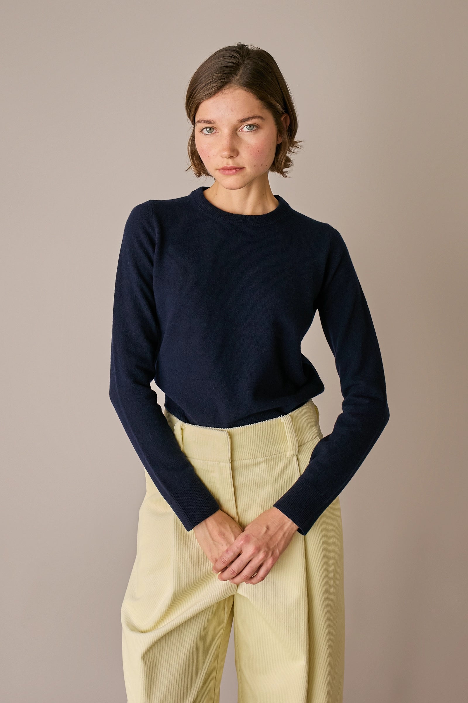 maglia girocollo in lana e cashmere, made in italy, caffe