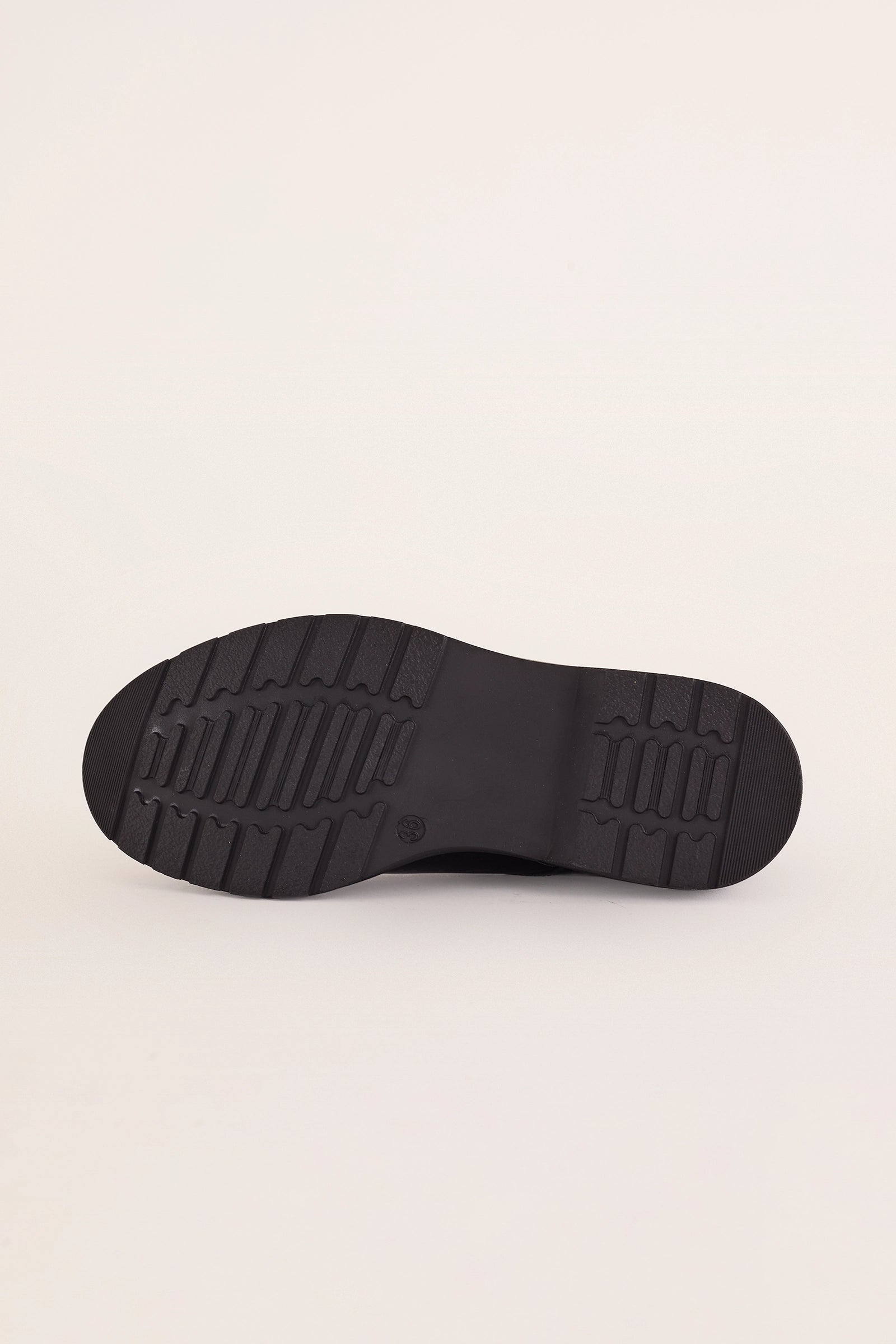 stringate lucide con suola in gomma leggera nero, vera pelle