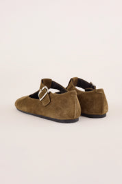 scarpe t-bar con suola in gomma camoscio tabacco, vera pelle