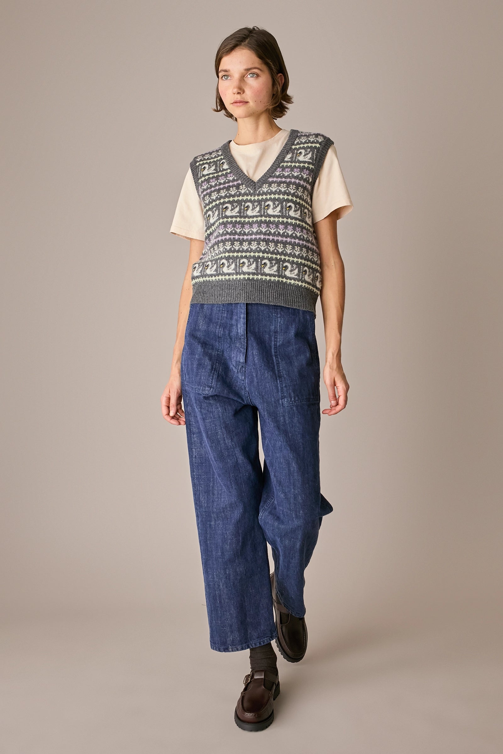 gilet swan dance grigio scuro, orlo a costine